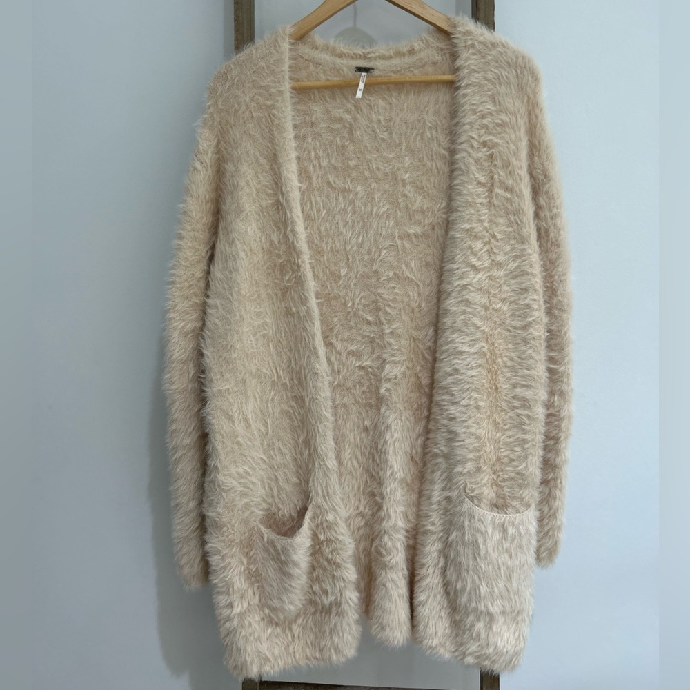 Free People Faux Fur Oversized Cardigan Pockets Sand Cream Tan Size XS Bohemian